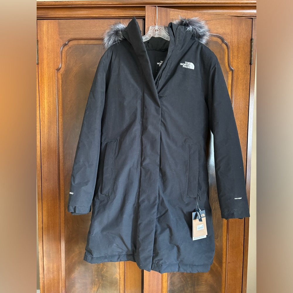 Women’s North Face Hooded Faux Fur Jacket NEW WITH TAGS!
